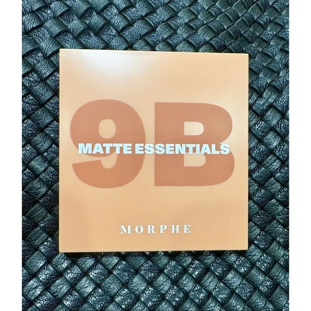 MORPHE - NWTIB - 9B Matte Essentials Artistry Palette, 9 Shades Warm-Toned Matte